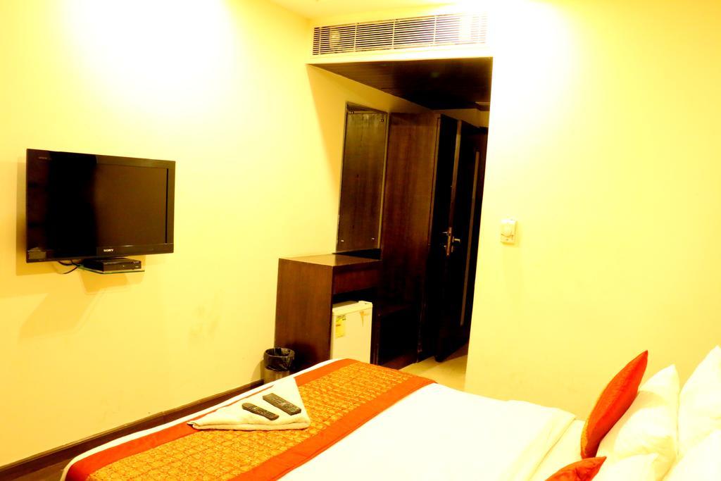 Hotel Benz International Delhi  Exterior foto