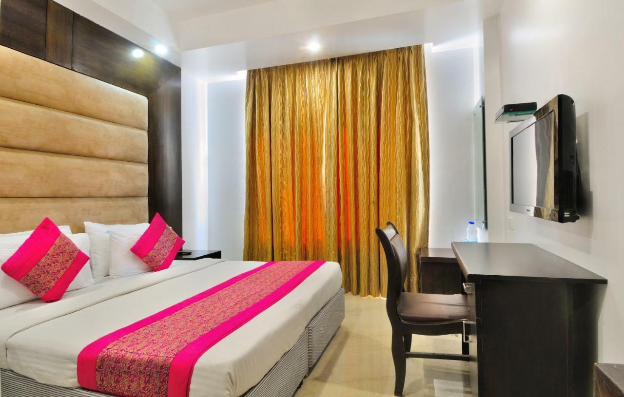 Hotel Benz International Delhi  Exterior foto