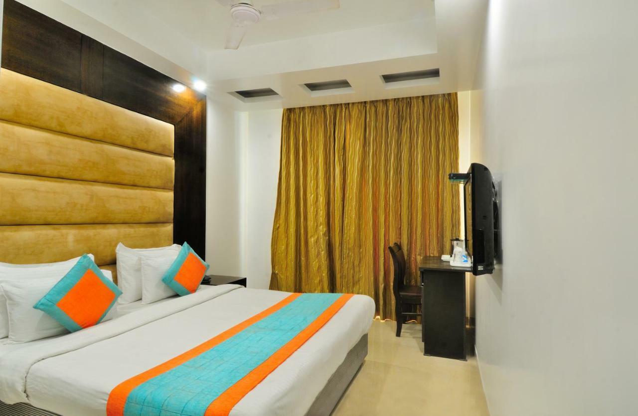 Hotel Benz International Delhi  Exterior foto